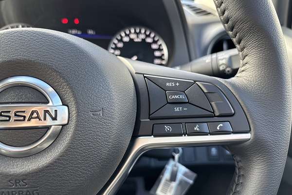 2024 Nissan Navara ST D23 4X4