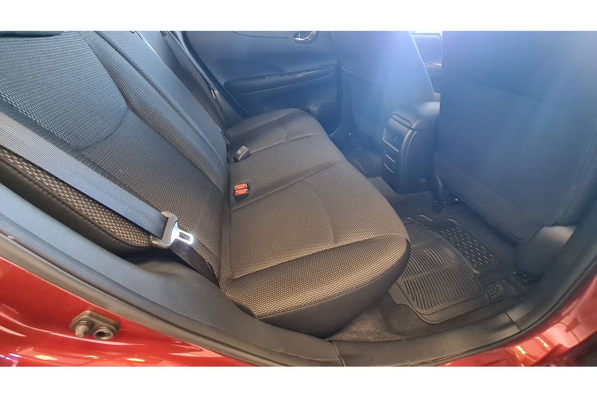 2013 Nissan Pulsar ST C12
