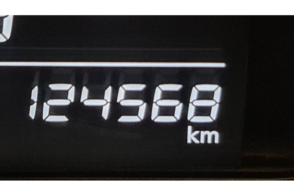 2013 Nissan Pulsar ST C12
