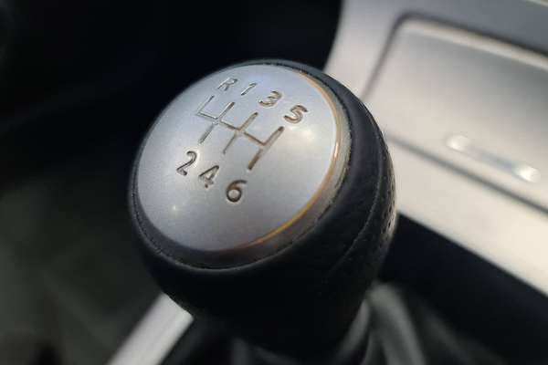 2013 Nissan Pulsar ST C12