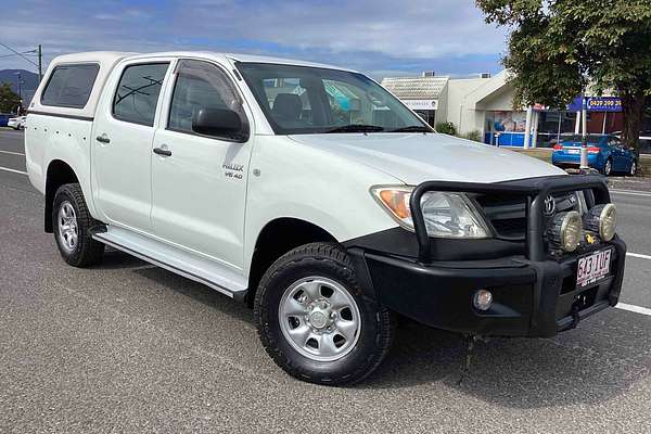 2005 Toyota Hilux SR GGN25R 4X4
