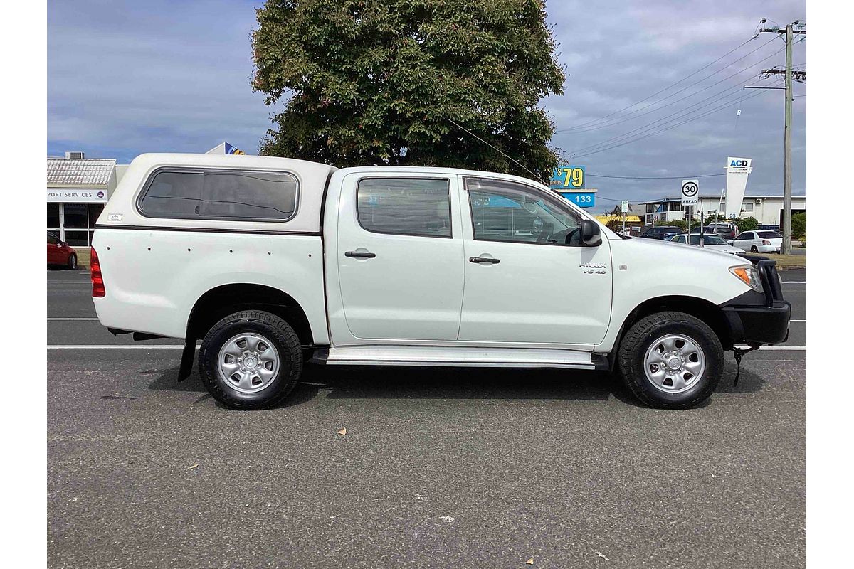 2005 Toyota Hilux SR GGN25R 4X4