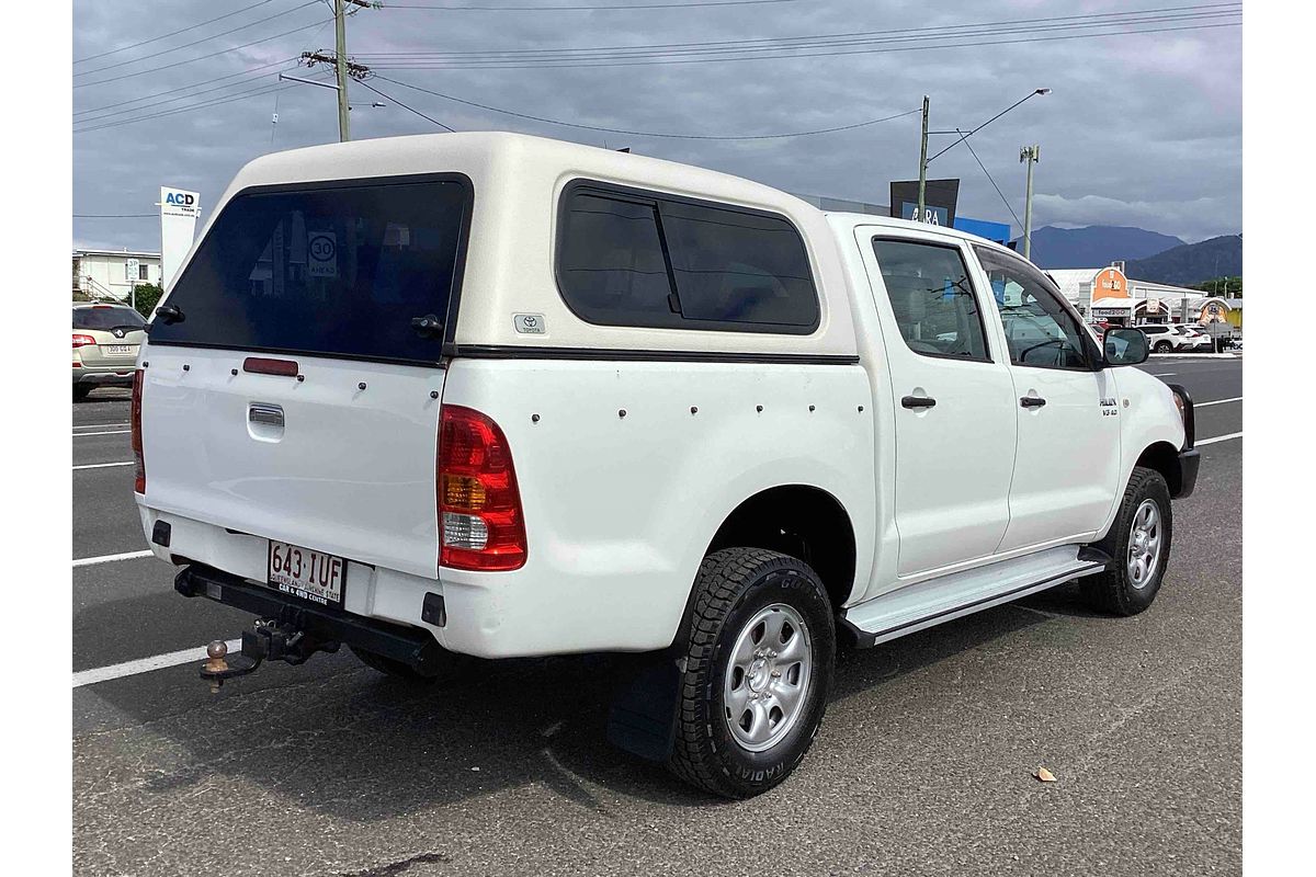 2005 Toyota Hilux SR GGN25R 4X4