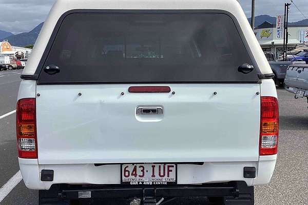 2005 Toyota Hilux SR GGN25R 4X4