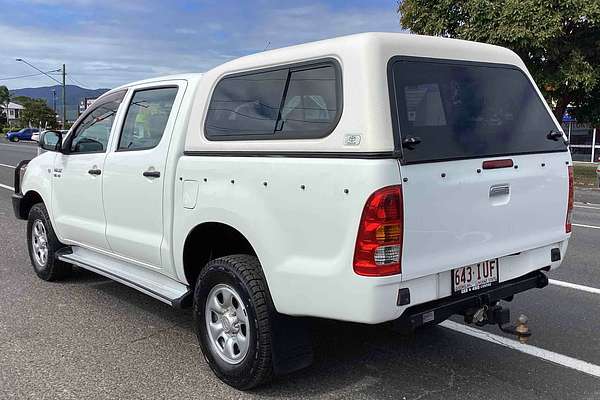 2005 Toyota Hilux SR GGN25R 4X4