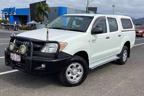 2005 Toyota Hilux SR GGN25R 4X4
