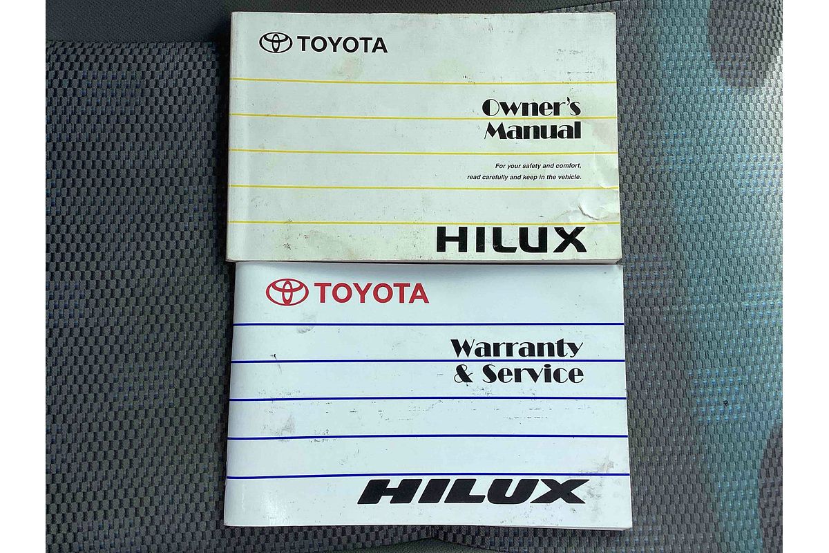 2005 Toyota Hilux SR GGN25R 4X4