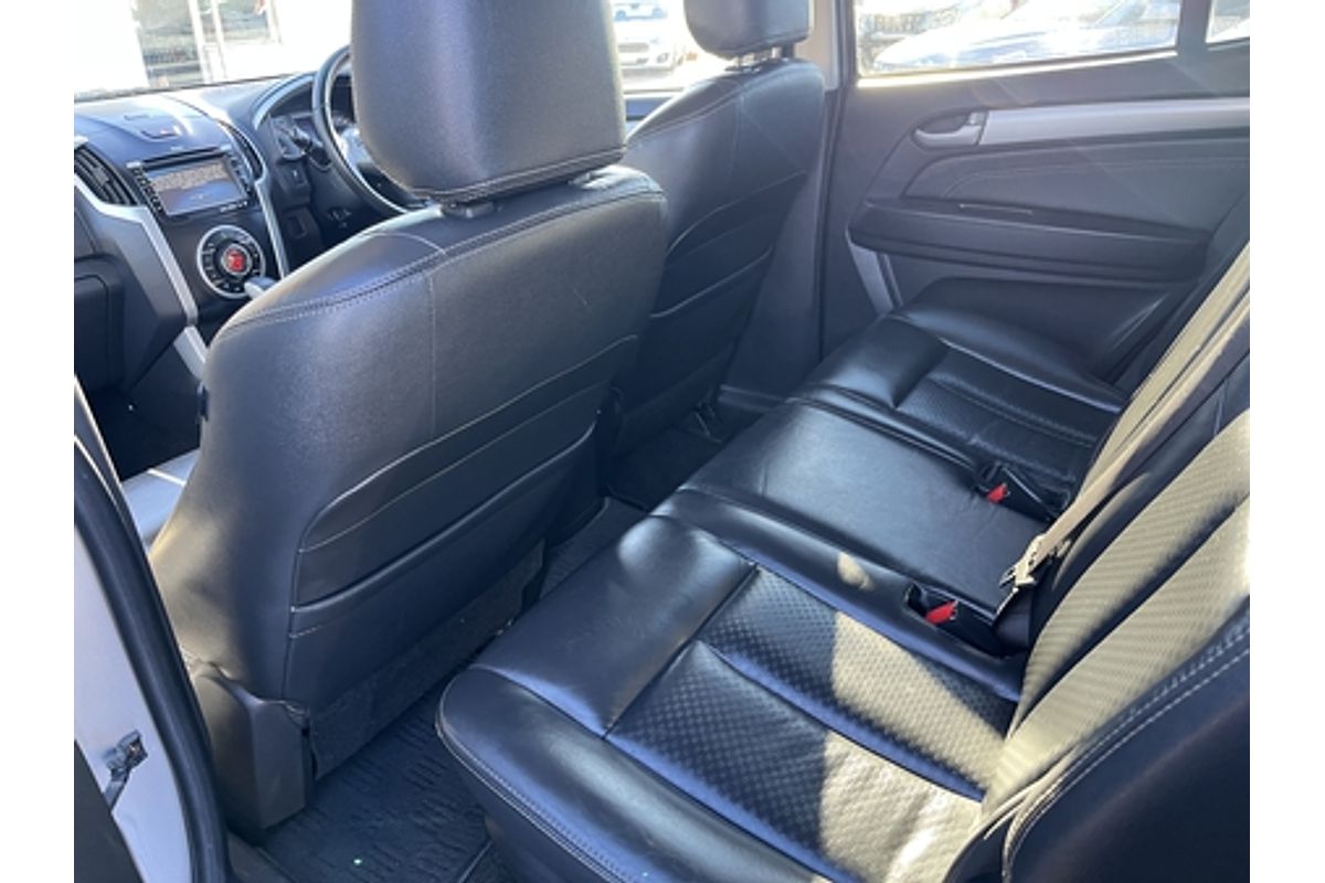 2014 Isuzu MU-X LS-T