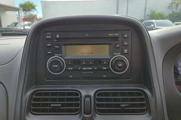 2012 Nissan Navara DX D22 Rear Wheel Drive