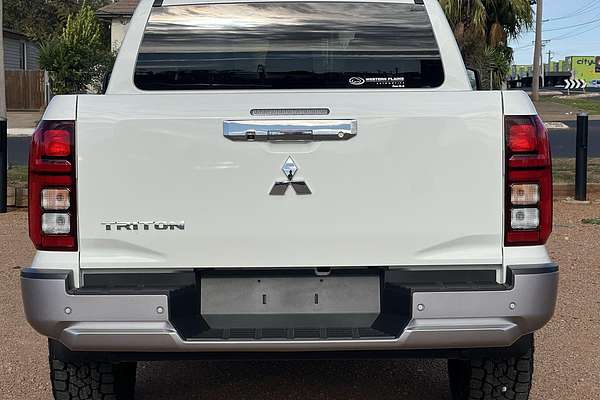 2024 Mitsubishi Triton GLS MV 4X4