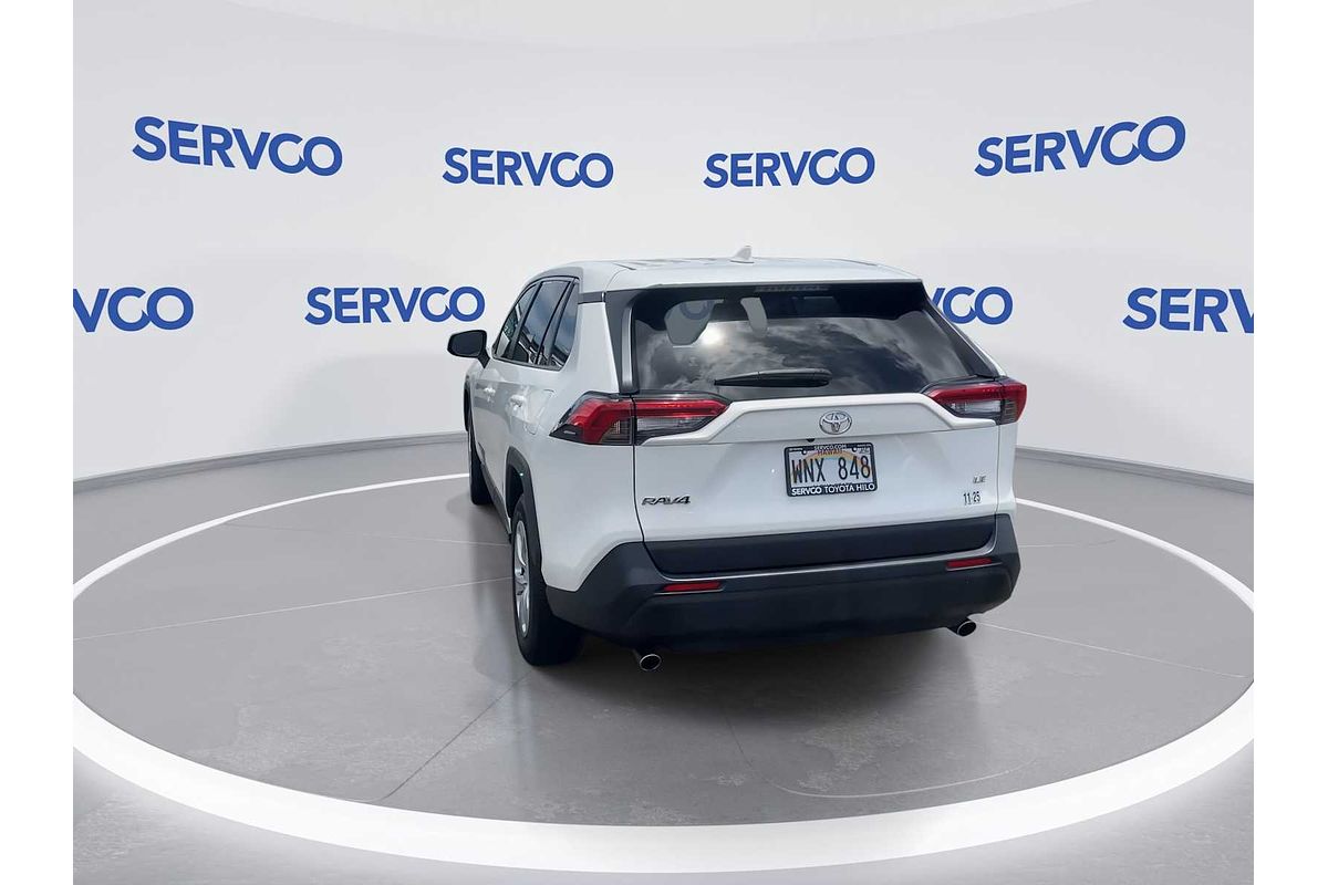 2022 Toyota RAV4 LE