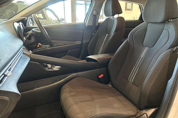 2024 Hyundai i30 Hybrid CN7.V2