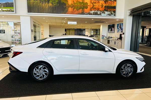2024 Hyundai i30 Hybrid CN7.V2