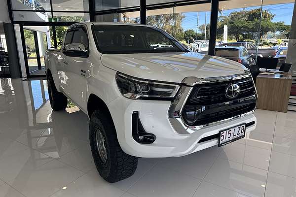 2022 Toyota Hilux SR5 GUN126R 4X4