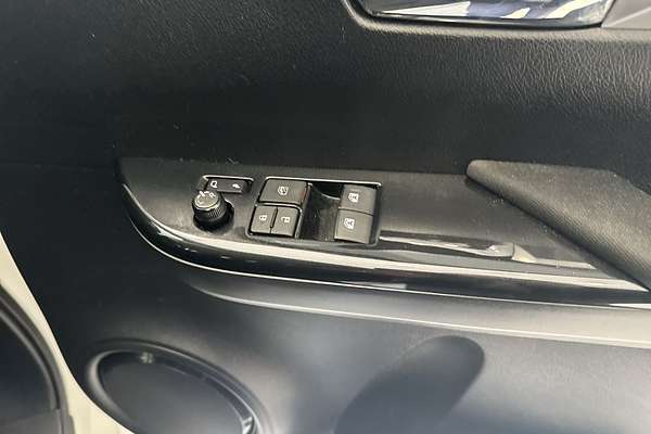2022 Toyota Hilux SR5 GUN126R 4X4