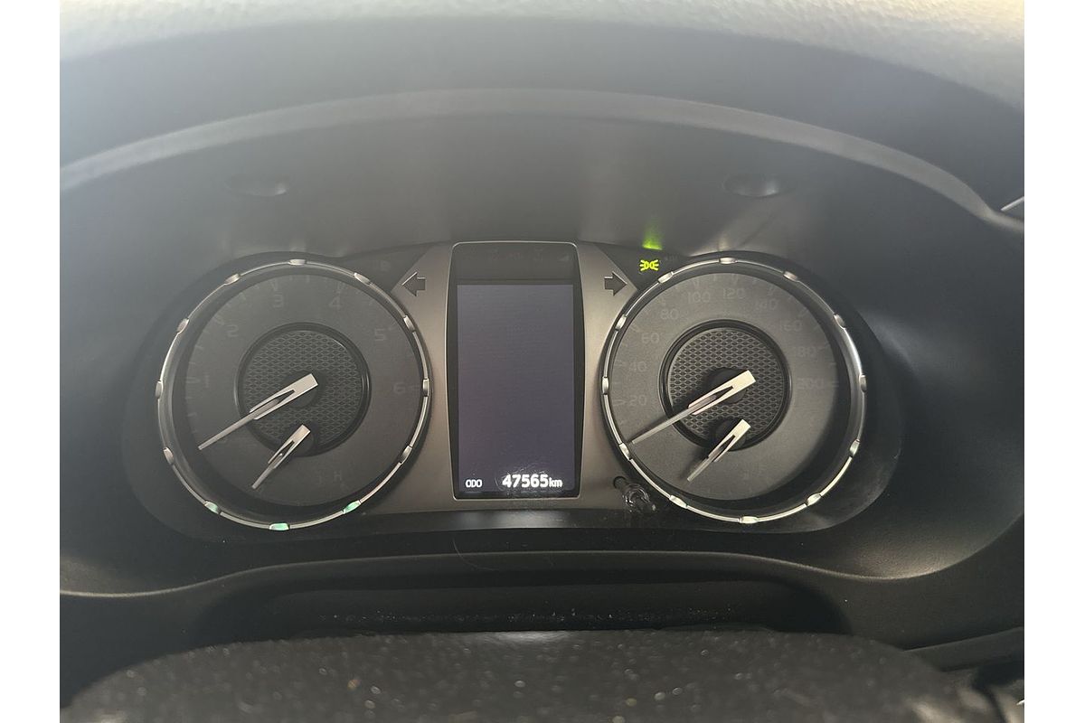 2022 Toyota Hilux SR5 GUN126R 4X4
