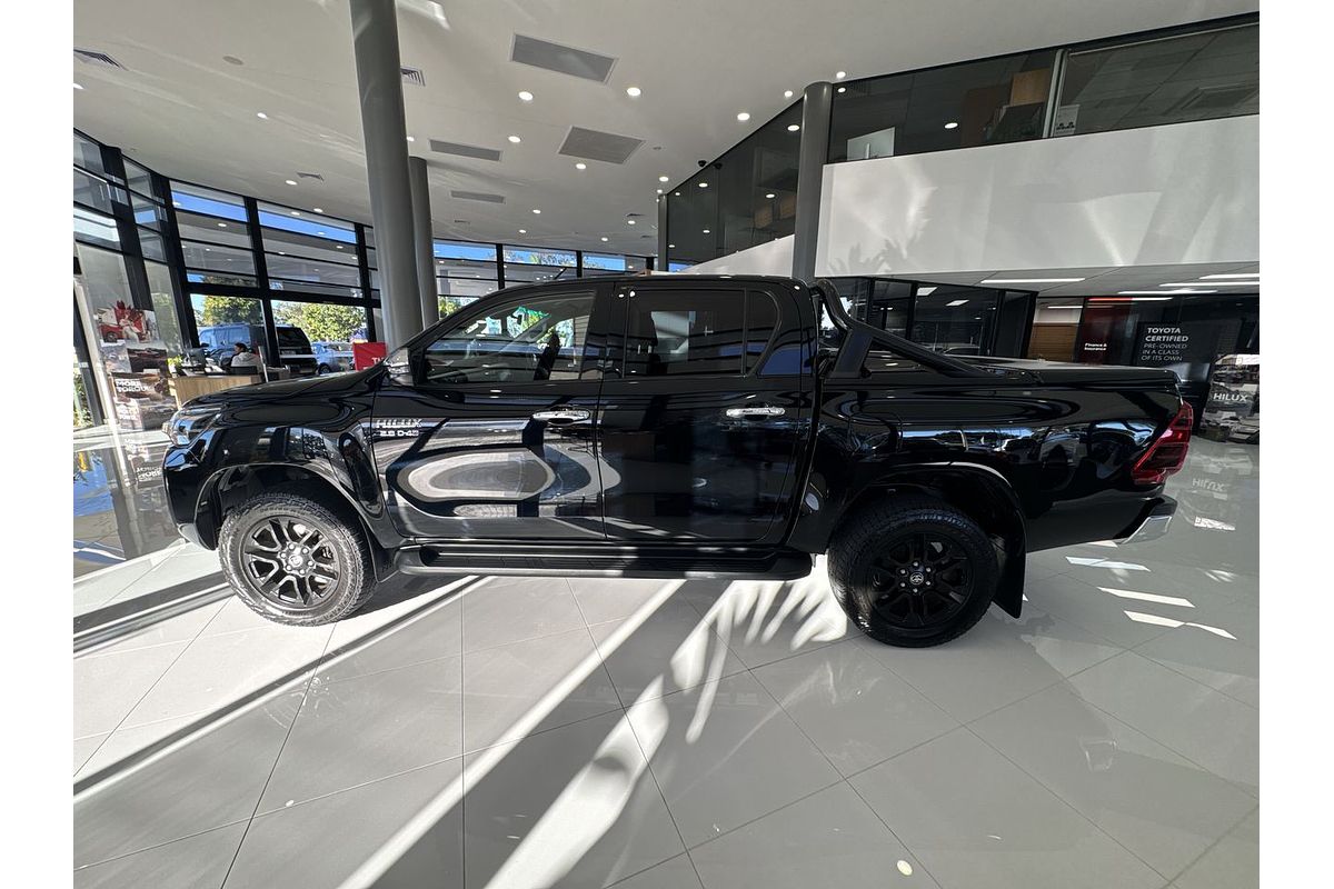 2021 Toyota Hilux SR5 GUN126R 4X4