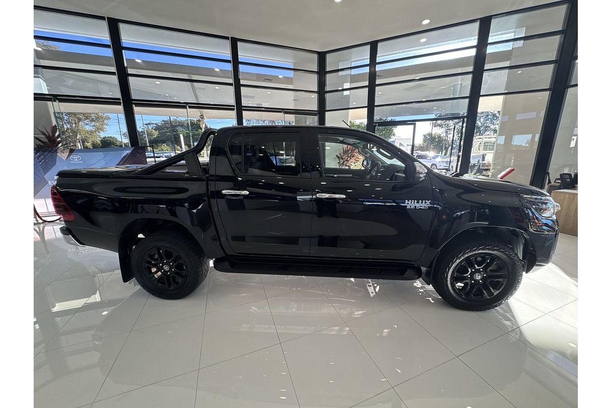 2021 Toyota Hilux SR5 GUN126R 4X4