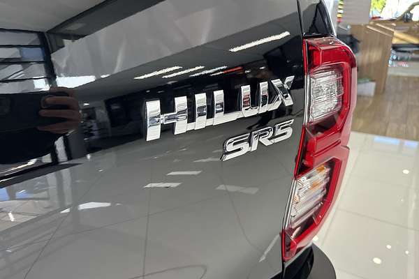 2021 Toyota Hilux SR5 GUN126R 4X4