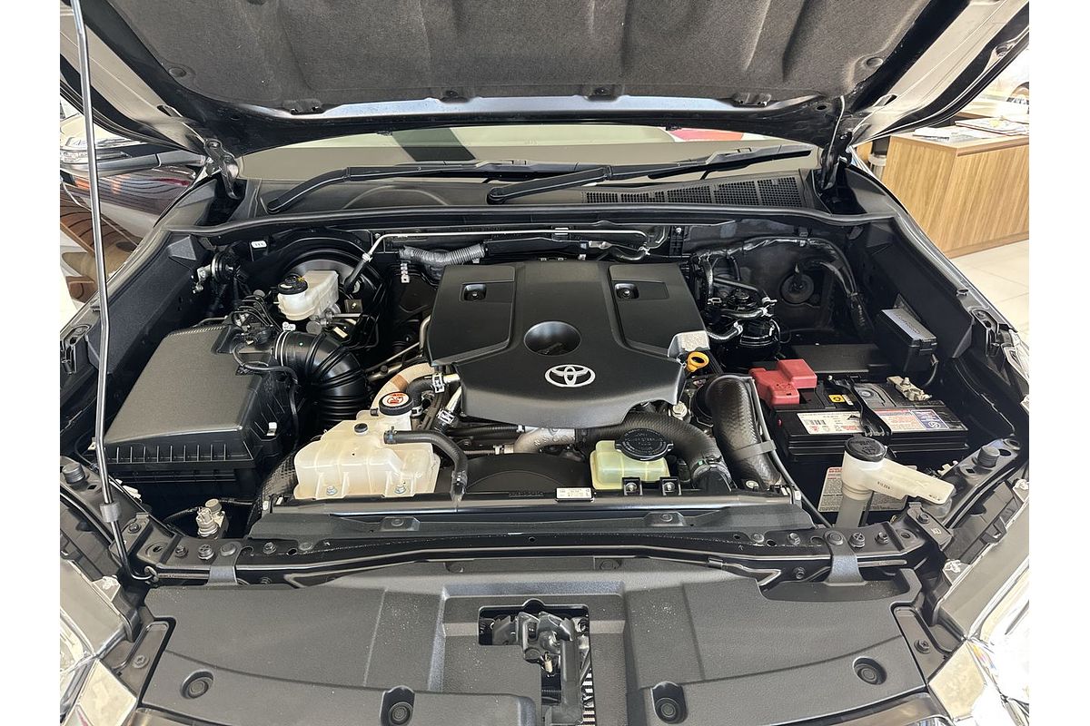 2021 Toyota Hilux SR5 GUN126R 4X4