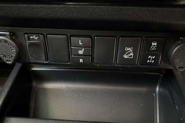 2021 Toyota Hilux SR5 GUN126R 4X4