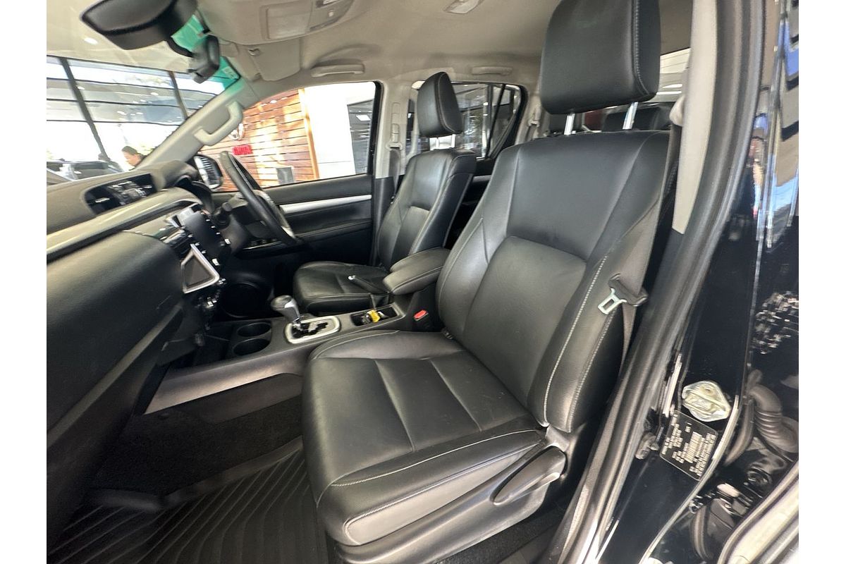 2021 Toyota Hilux SR5 GUN126R 4X4