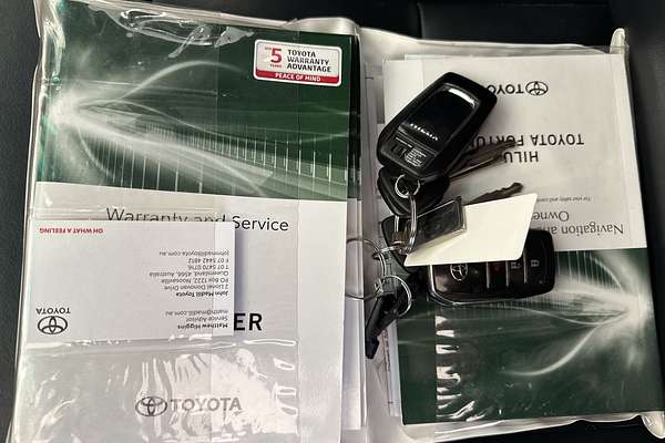 2021 Toyota Hilux SR5 GUN126R 4X4
