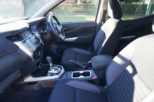 2021 Nissan Navara ST-X D23 4x2