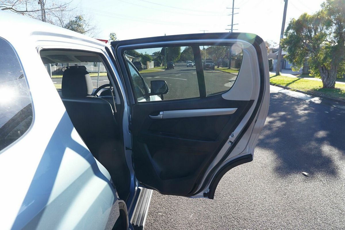 2015 Isuzu MU-X LS-U