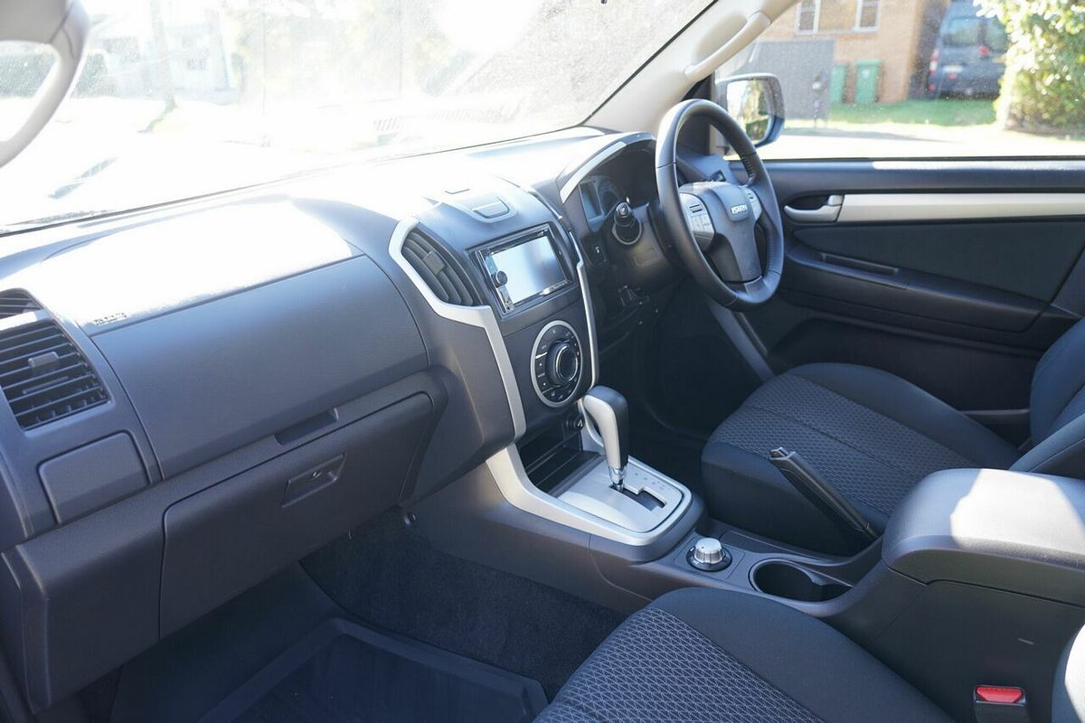 2015 Isuzu MU-X LS-U