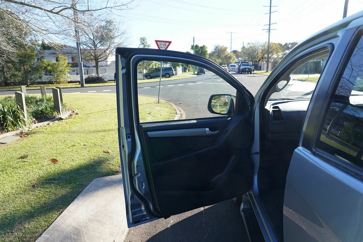 2015 Isuzu MU-X LS-U