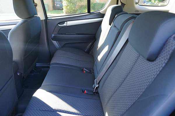2015 Isuzu MU-X LS-U
