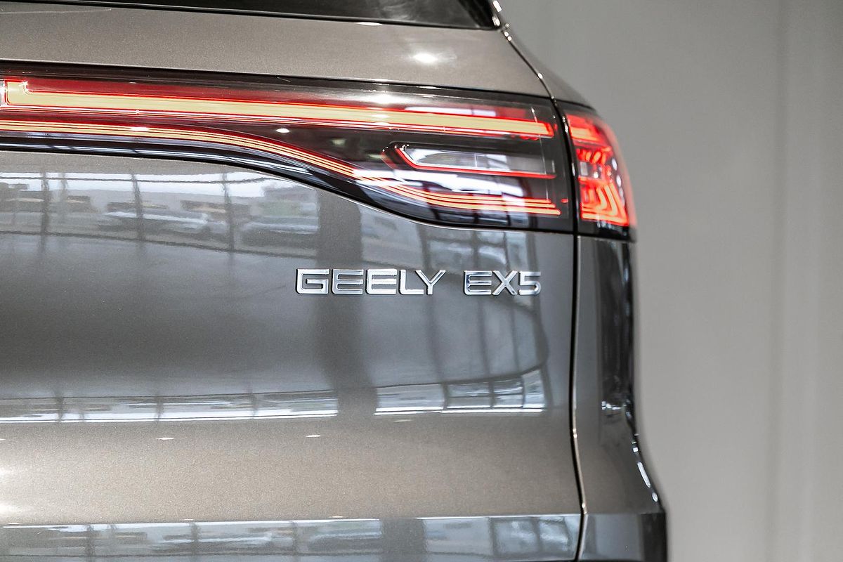 2025 Geely EX5 Inspire E245