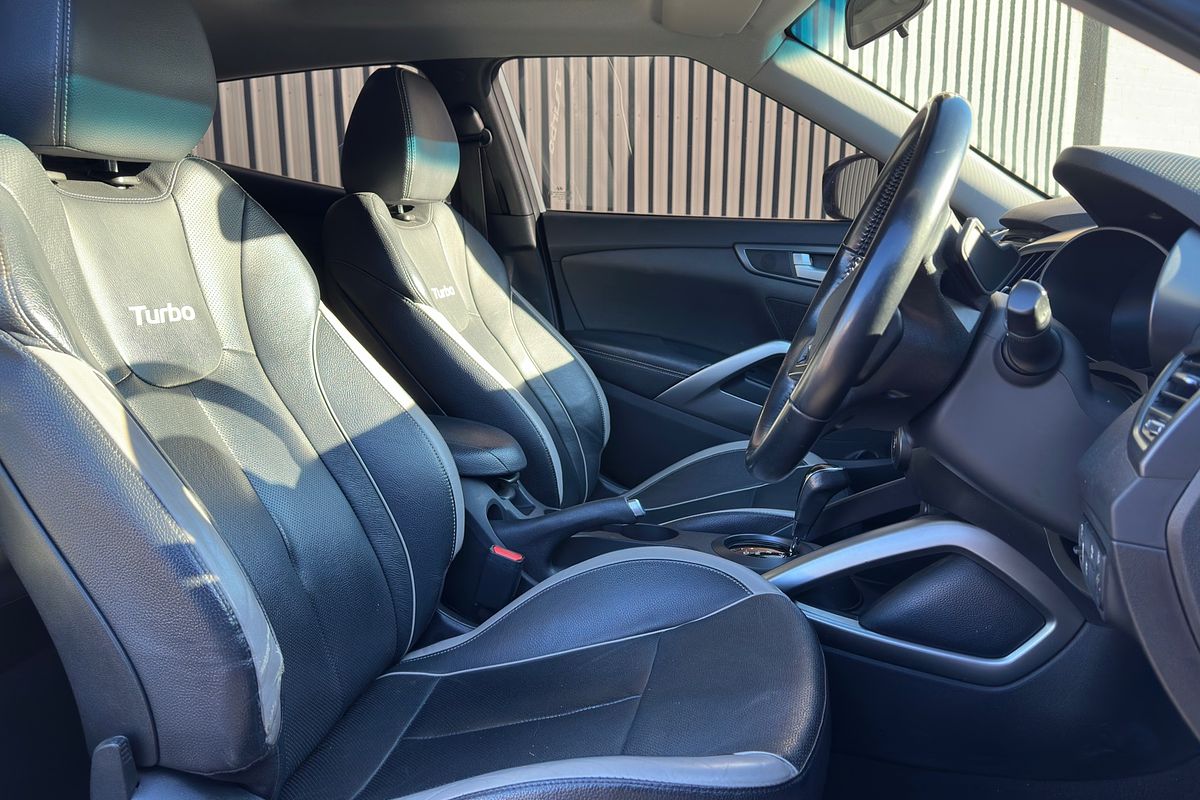 2014 Hyundai Veloster SR Turbo FS3