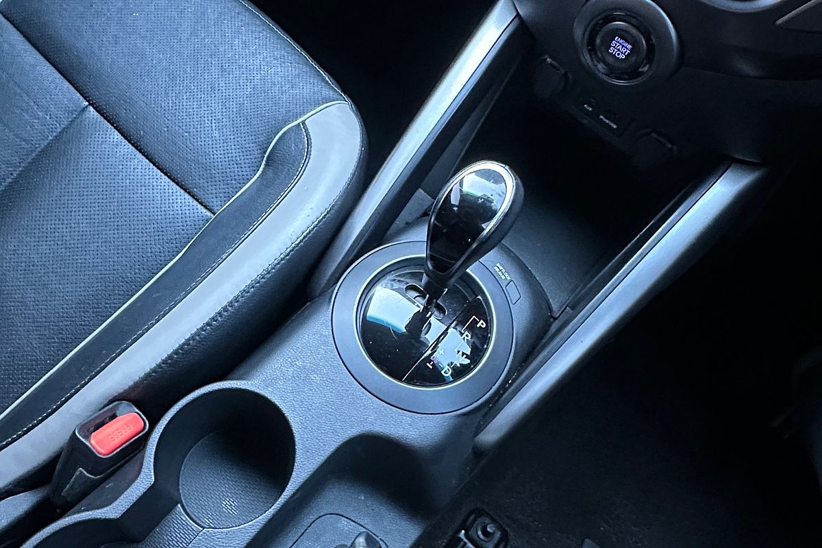 2014 Hyundai Veloster SR Turbo FS3