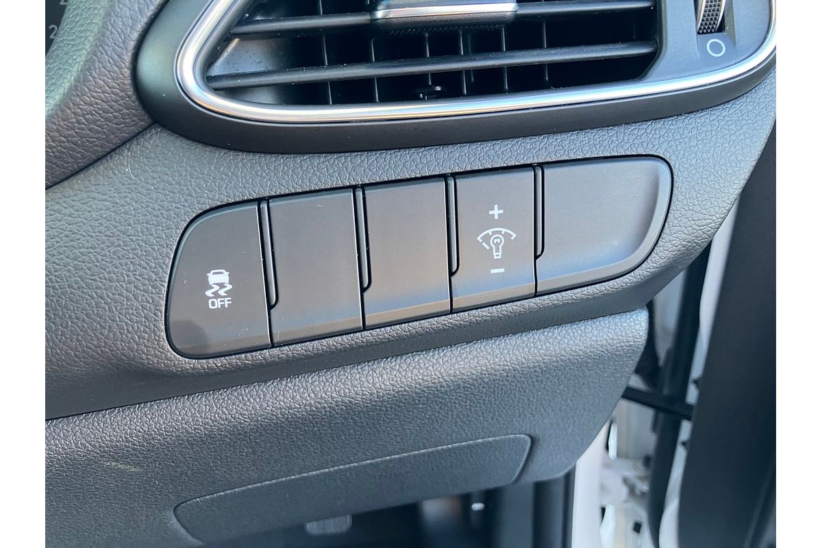 2018 Hyundai i30 ACTIVE PD2 UPDATE