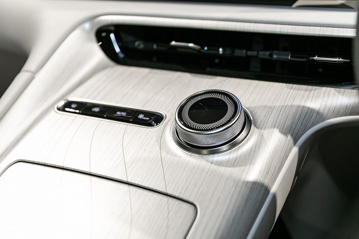 2025 Geely EX5 Inspire E245