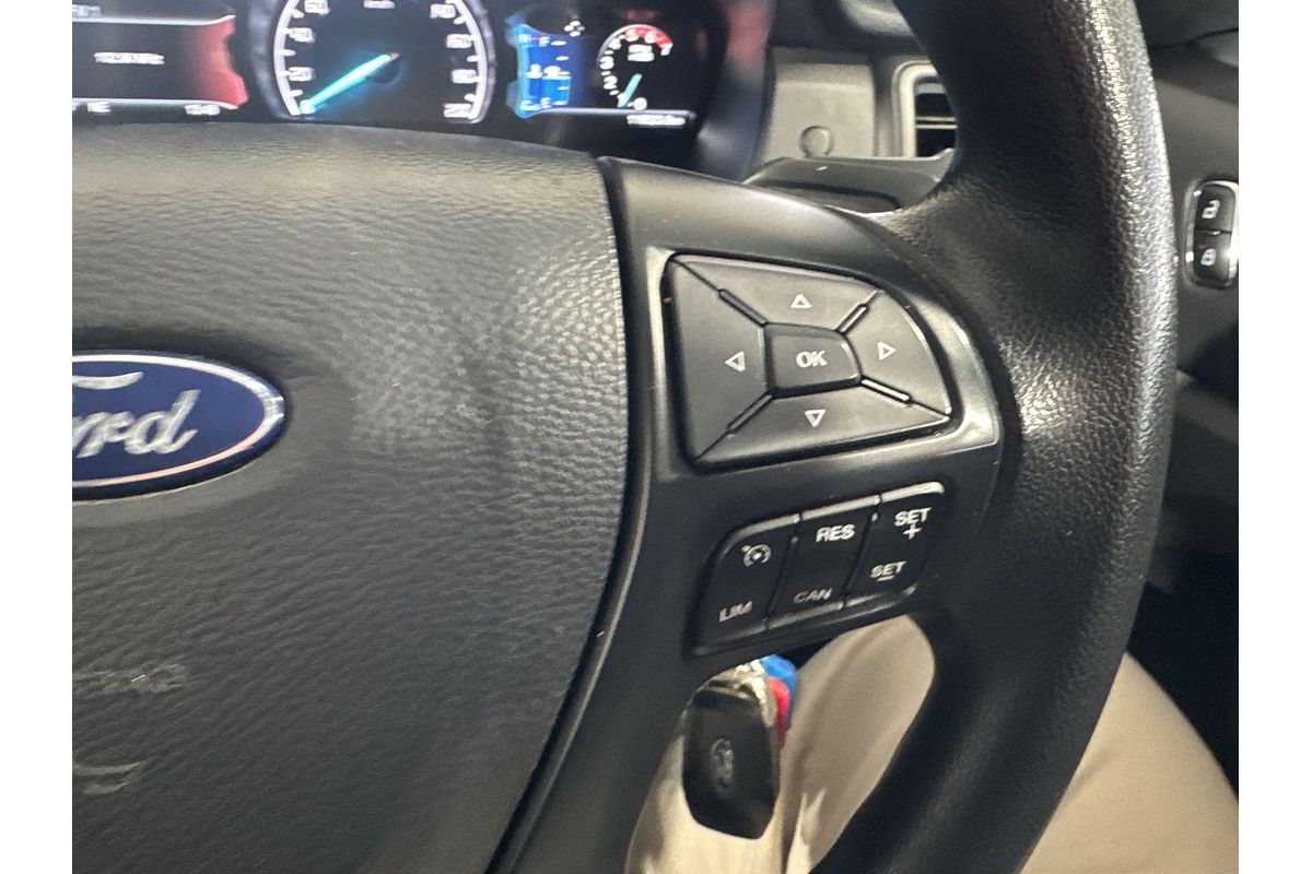 2017 Ford Everest Ambiente UA 3.2L
