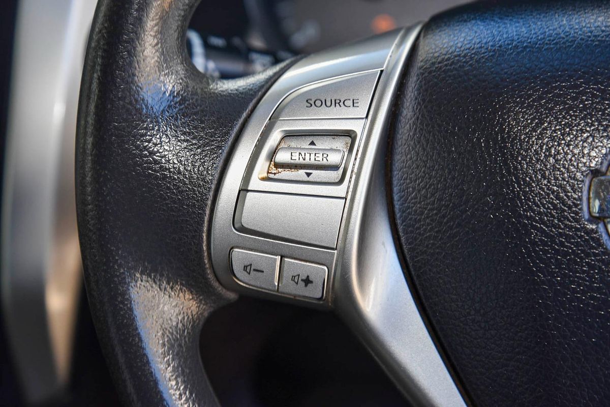 2016 Nissan Navara RX D23 Series 2 Rear Wheel Drive