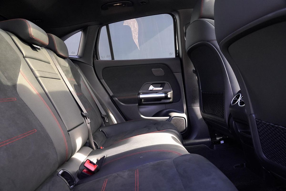 2023 Mercedes-Benz EQA EQA350 H243