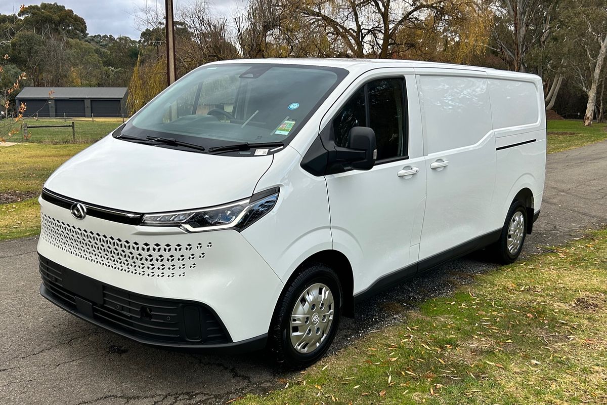 2025 LDV Deliver 7 LWB