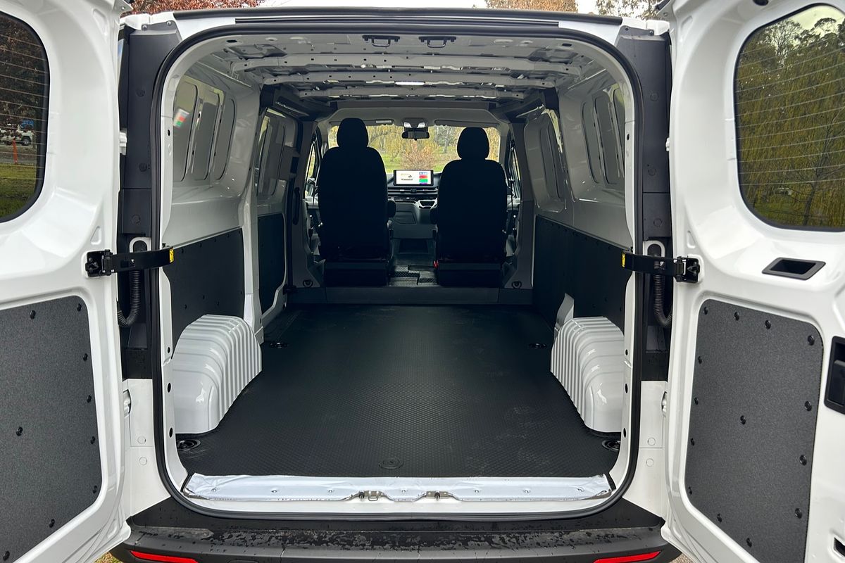 2025 LDV Deliver 7 LWB