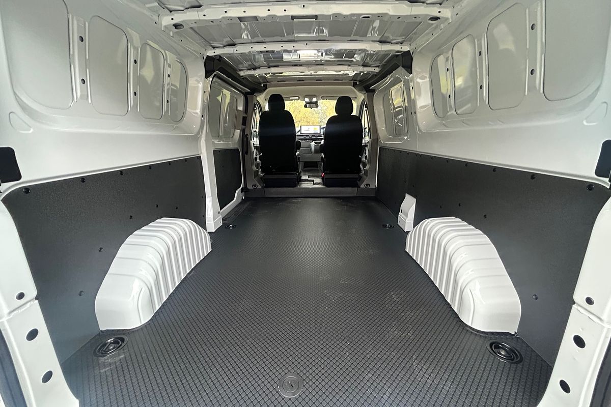 2025 LDV Deliver 7 LWB