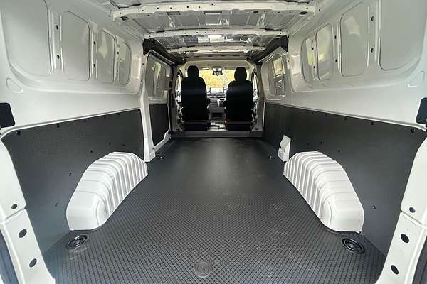 2025 LDV Deliver 7 LWB