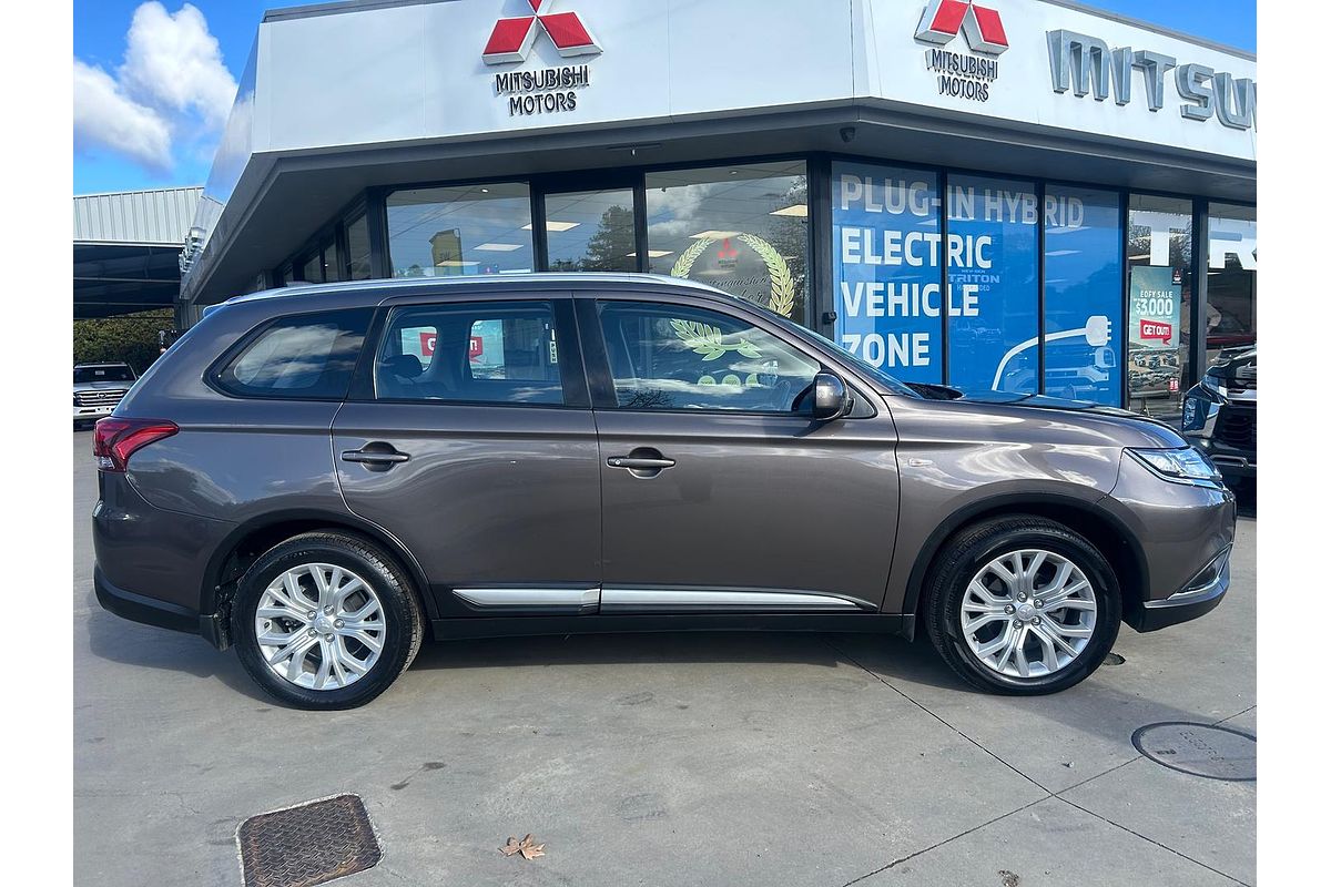 2020 Mitsubishi Outlander ES ZL