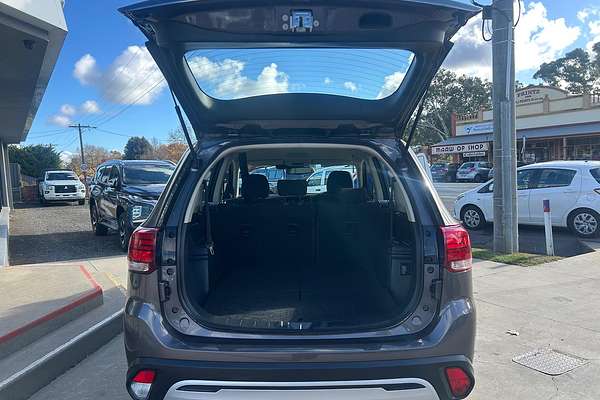 2020 Mitsubishi Outlander ES ZL