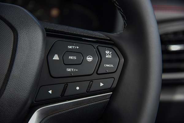 2025 Isuzu MU-X