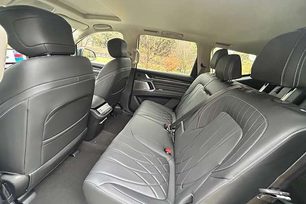 2025 LDV D90 Executive SV9A