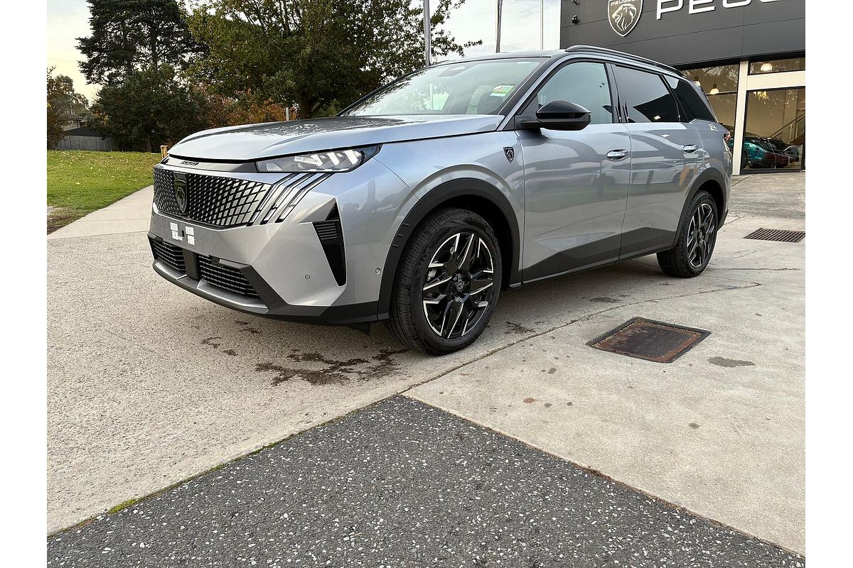 2025 Peugeot 5008 GT Premium P74
