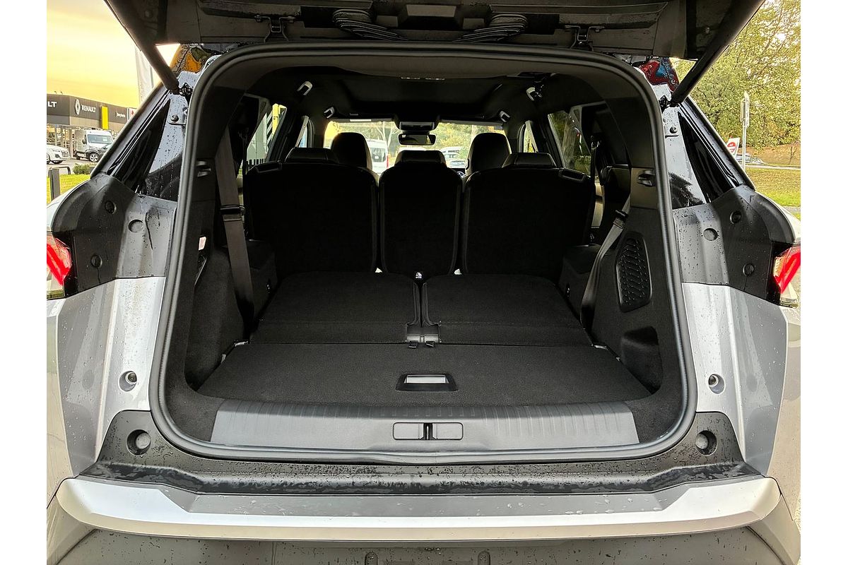 2025 Peugeot 5008 GT Premium P74